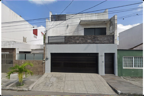 Foto de inmueble en Calle Agustín de Iturbide, Col. Ricardo Flores Magón C.P. 91900, Veracruz
