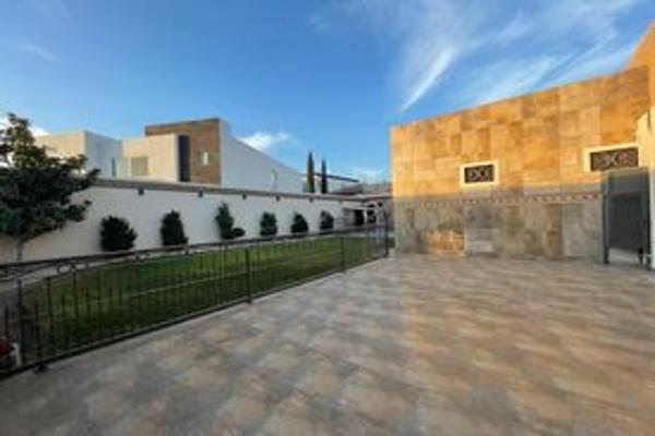Foto de inmueble en Calle Mision San Juan Larios, Col. Las Misiones C.P. 25209, Saltillo