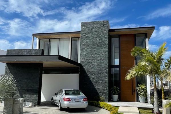 Foto de inmueble en Puerto de Malaga, Col. Marina El Cid C.P. 82102, Mazatlán