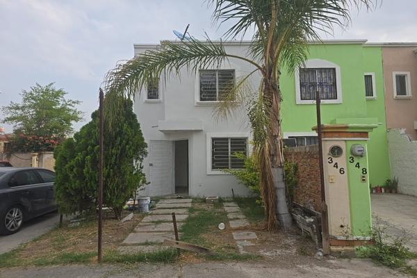 Foto de inmueble en Circuito Fuente de las Palomas #346, Col. Villa Fontana C.P. 45615, San Pedro Tlaquepaque