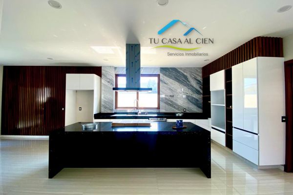 Foto de inmueble en CIPRES , Col. Llano Grande C.P. 52148, Metepec