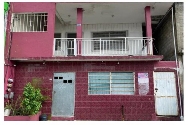 Foto de inmueble en Calle Ejido Maluco #502, Col. Gaviotas Norte C.P. 86068, Centro