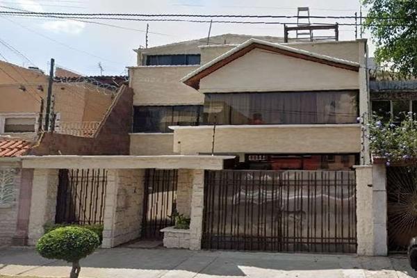 Foto de inmueble en Valle del Tepeyac, 07740 Ciudad de México, CDMX, Col. Valle del Tepeyac C.P. 07740, Gustavo A. Madero