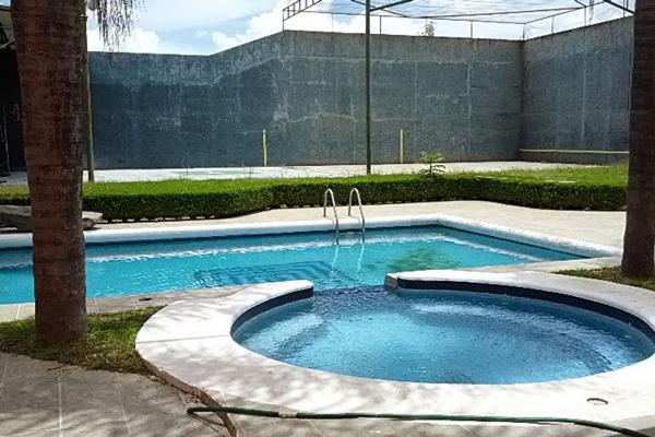 Foto de inmueble en Vereda de los Jazmines 32, 45675 Fraccionamiento Los Sauces, Jal. #32