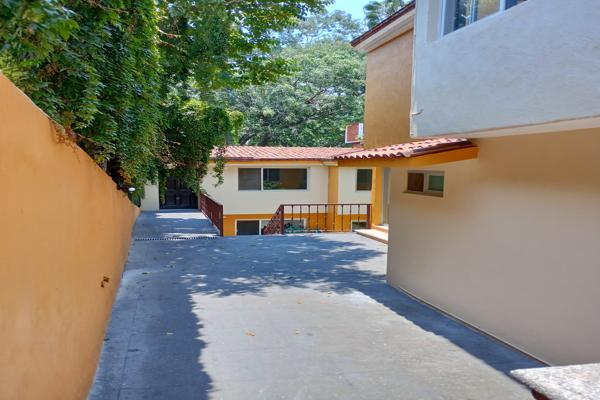 Foto de inmueble en privada de la cabaña #s/n, Col. Chapultepec C.P. 62450, Cuernavaca