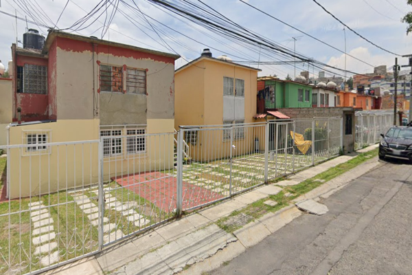 Foto de inmueble en Jaripeo, Col. Villas de la Hacienda C.P. 52929, Atizapán de Zaragoza