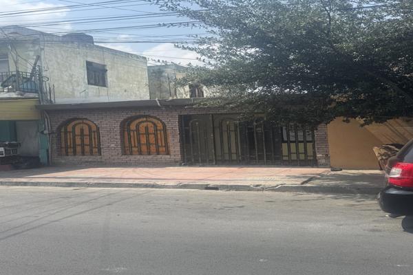 Foto de inmueble en Jerónimo Treviño 1909 #1909, Col. Obrera C.P. 64010, Monterrey