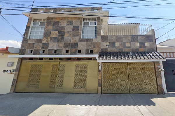 Foto de inmueble en Calle del Fuego #0Int. 0, Col. Jardines del Moral C.P. 37160, León