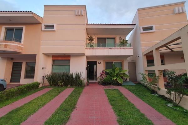 Foto de inmueble en P.º de Bari, Bonaterra, 63194 Tepic, Nay., Col. Bonaterra C.P. 63194, Tepic