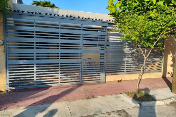 Foto de inmueble en Enrique Gónzalez Martínez , Col. Lomas Vistahermosa C.P. 28016, Colima