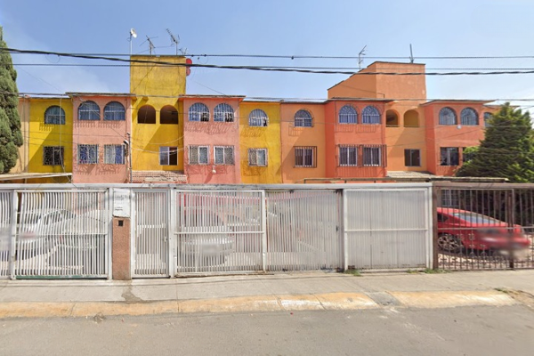Foto de inmueble en Teoloyucan, Col. Rey Nezahualcóyotl C.P. 57809, Nezahualcóyotl