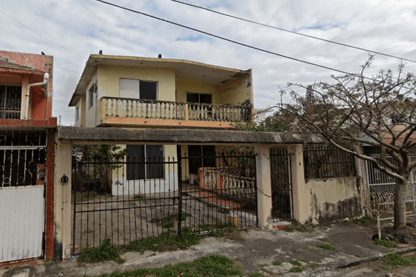 Foto de inmueble en Calle Encino, Col. Floresta C.P. 91940, Veracruz