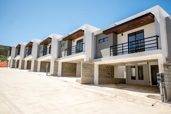 Foto de inmueble en Lago Sur 1115 #1115, Col. Los Lagos C.P. 22890, Ensenada