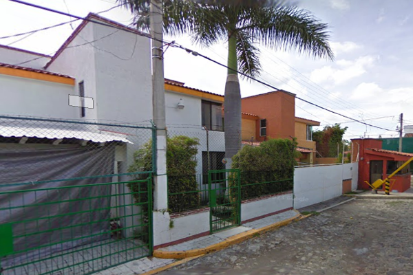 Foto de inmueble en LOMAS DE CUERNAVACA  #15 , Col. Palmira Tinguindin C.P. 62490, Cuernavaca