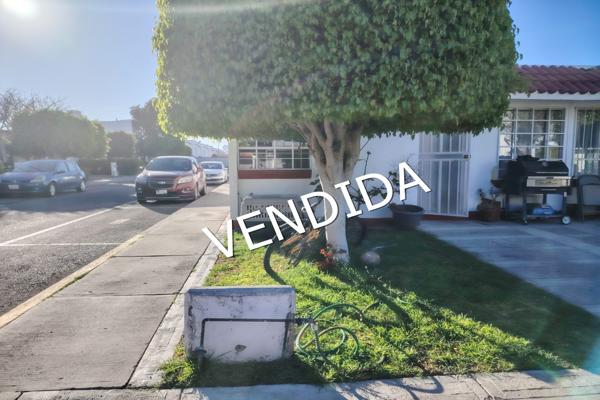 Foto de inmueble en Av. Paseo de La Pirámide del Pueblito #10, Col. Pirámides 3a. Sección C.P. 76908, Corregidora