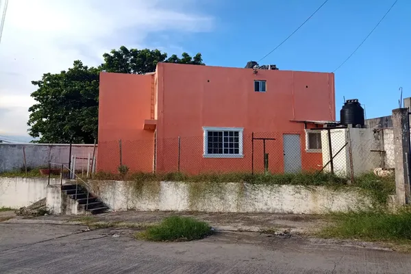 Foto de inmueble en 1 #1, Col. Jardines de Arboledas C.P. 89603, Altamira