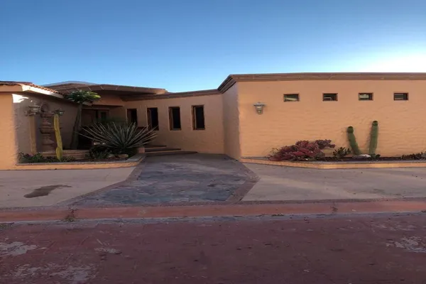 Foto de inmueble en 1 #1, Col. Residencial Villas California C.P. 85503, Guaymas