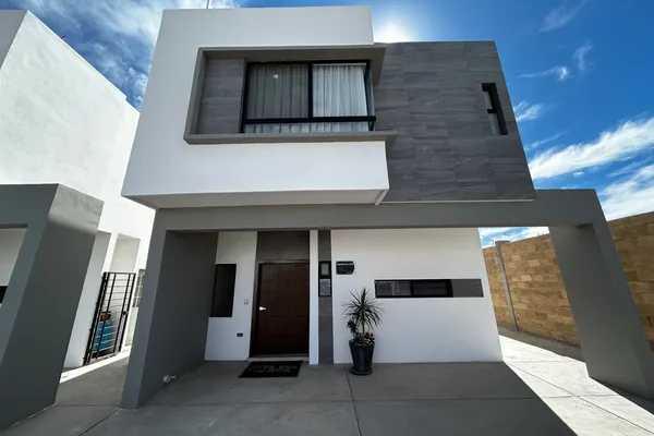 Foto de inmueble en 1 #1, Col. San Felipe C.P. 27085, Torreón