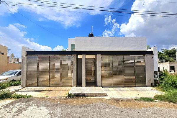 Foto de inmueble en 1, Col. Bosques Del Poniente C.P. 97246, Mérida