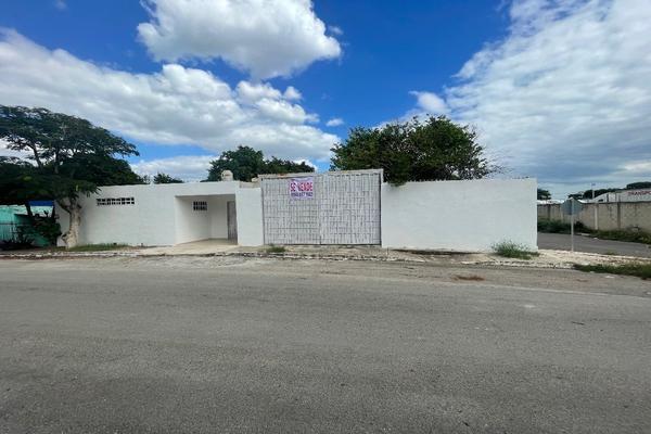 Foto de inmueble en 1, Col. Dzununcán C.P. 97315, Mérida