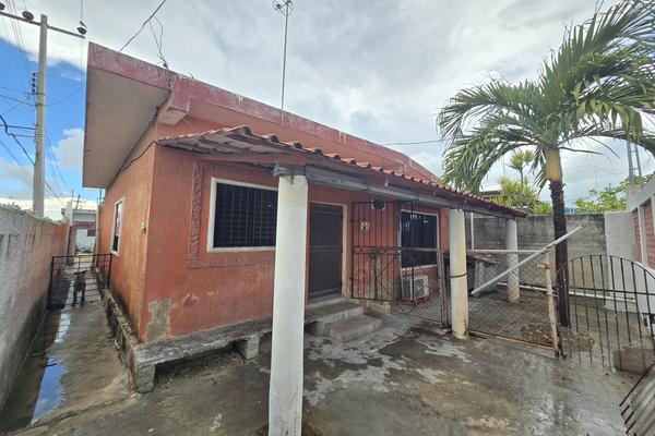 Foto de inmueble en 1, Col. Nueva Yucalpeten C.P. 97320, Progreso