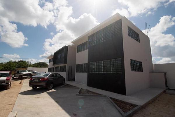 Foto de inmueble en 1, Col. Nuevo Yucatán C.P. 97147, Mérida