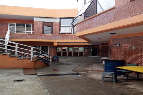 Foto de inmueble en 1, Col. Ocotepec C.P. 62220, Cuernavaca