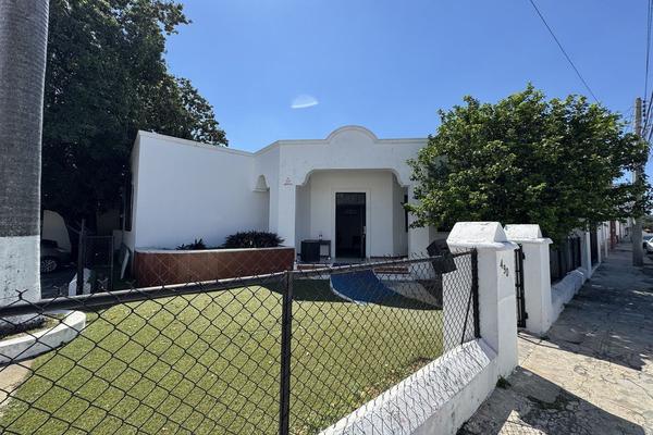 Foto de inmueble en 1, Col. Paseo de Montejo C.P. 97205, Mérida