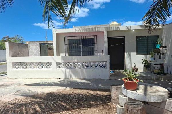 Foto de inmueble en 1, Col. Progreso de Castro Centro C.P. 97320, Progreso