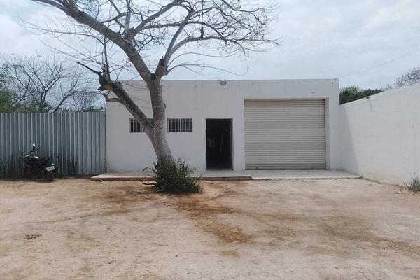 Foto de inmueble en 1, Col. Xcanatún C.P. 97302, Mérida