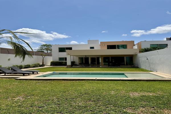 Foto de inmueble en 10, Col. Montebello C.P. 97113, Mérida