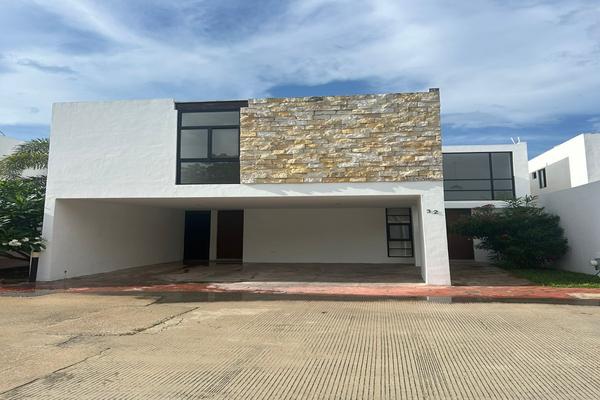 Foto de inmueble en 10, Col. Santa Gertrudis Copo C.P. 97305, Mérida