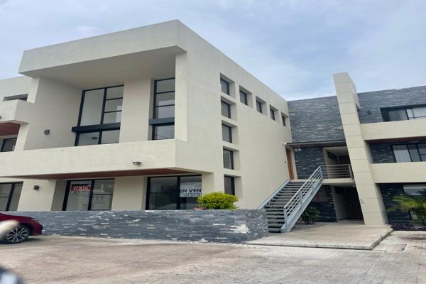 Foto de inmueble en Cto. Mirador, Fraccionamiento Vista Real, 76905 Corregidora, Qro. #s/n, Col. Vista Real y Country Club C.P. 76905, Corregidora