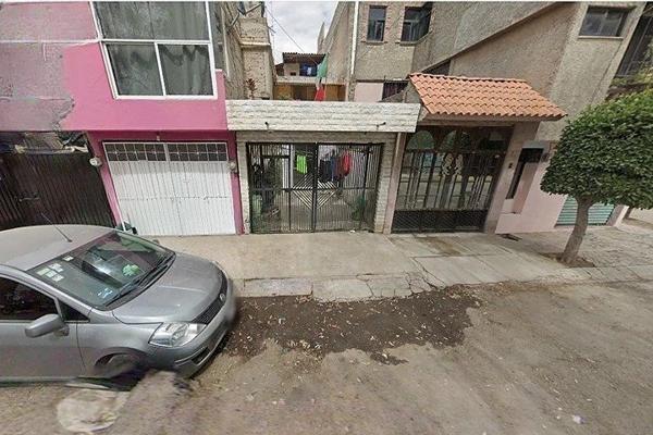 Foto de inmueble en Ahuehuete, Col. Izcalli C.P. 56566, Ixtapaluca