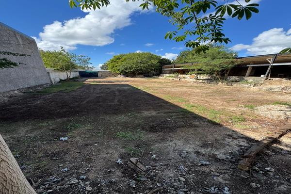 Foto de inmueble en 12, Col. Chichi Suárez C.P. 97306, Mérida