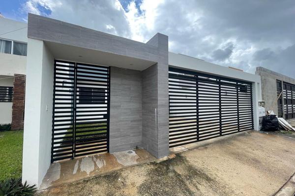 Foto de inmueble en 12, Col. Gran San Pedro Cholul C.P. 97305, Mérida