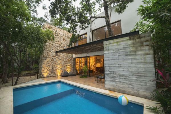 Foto de inmueble en 12, Col. Region 15 Kukulcan C.P. 77500, Tulum