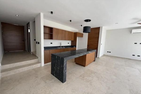 Foto de inmueble en 12, Col. Temozon Norte C.P. 97302, Mérida