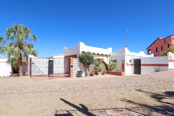 Foto de inmueble en 78 A VILLA HERMOSA #s/n, Col. Solimar C.P. 85506, Guaymas