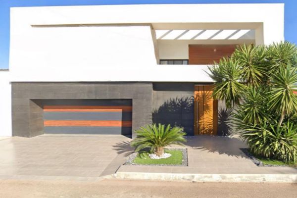 Foto de inmueble en Avenida Mariano Matamoros Poniente , Col. Constitución C.P. 85820, Navojoa