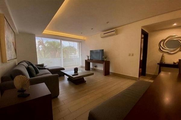 Foto de inmueble en Manuel M. Dieguez 95, Col Americana, Lafayette, 44600 Guadalajara, Jal. #95, Col. Ladrón de Guevara C.P. 44600, Guadalajara