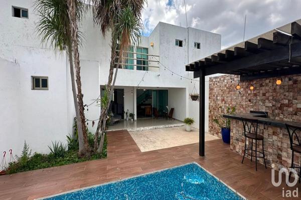 Foto de inmueble en 13 #163, Col. Montecristo C.P. 97133, Mérida