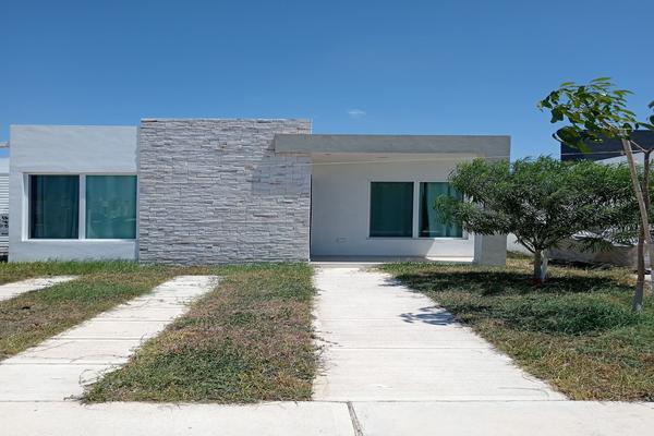 Foto de inmueble en 13, Col. Gran Santa Fe C.P. 97314, Mérida