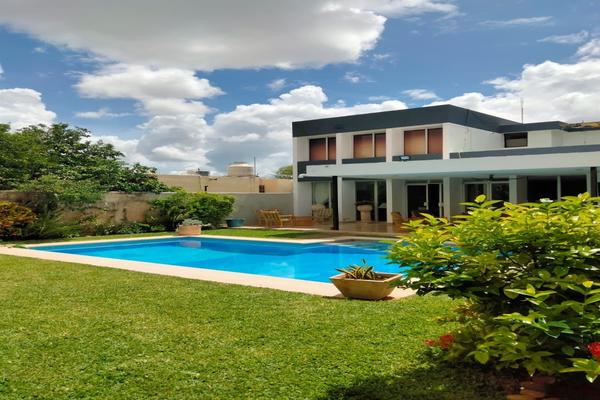 Foto de inmueble en 13, Col. Itzimna C.P. 97100, Mérida