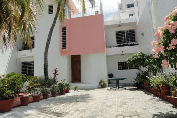 Foto de inmueble en SEBASTIAN EL CANO #2587, Col. Costa Azul C.P. 39850, Acapulco de Juárez