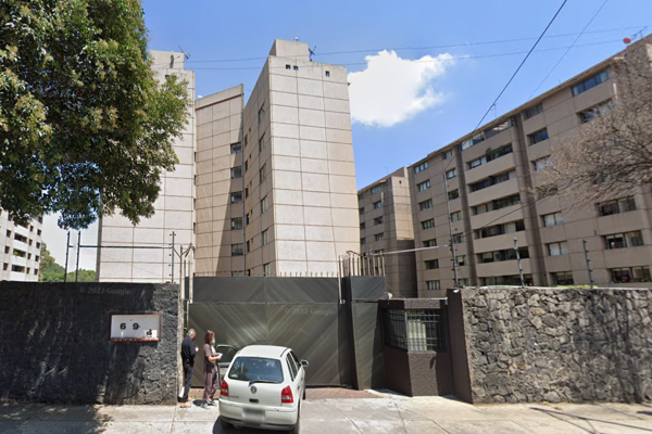 Foto de inmueble en Calzada Arenal #s/n, Col. Valle de Tepepan C.P. 14646, Tlalpan