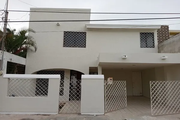 Foto de inmueble en 14, Col. Chuburna de Hidalgo C.P. 97205, Mérida