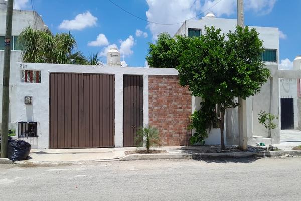 Foto de inmueble en 143, Col. Palmas del Sur C.P. 97285, Mérida