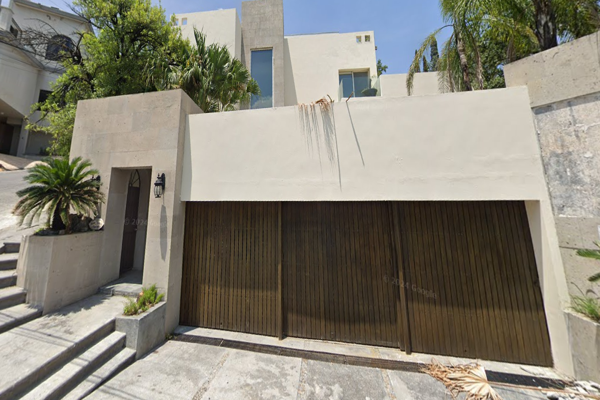 Foto de inmueble en Misión de Monterrey 1205, La Cima 1er Sector, 66230 San Pedro Garza García, N.L. #1205, Col. Jardines Coloniales 3er Sector C.P. 66230, San Pedro Garza García
