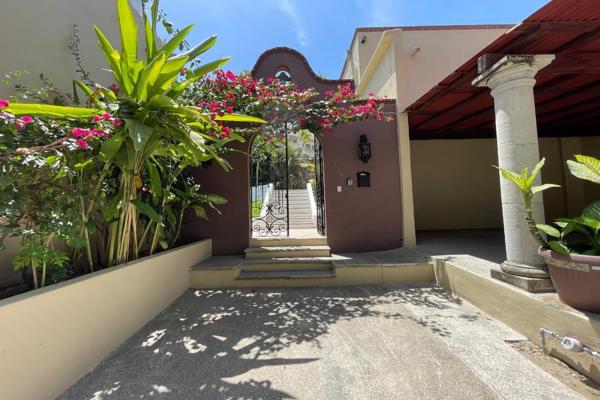 Foto de inmueble en Paseo de los delfines  #s/n, Col. Conchas Chinas C.P. 48390, Puerto Vallarta